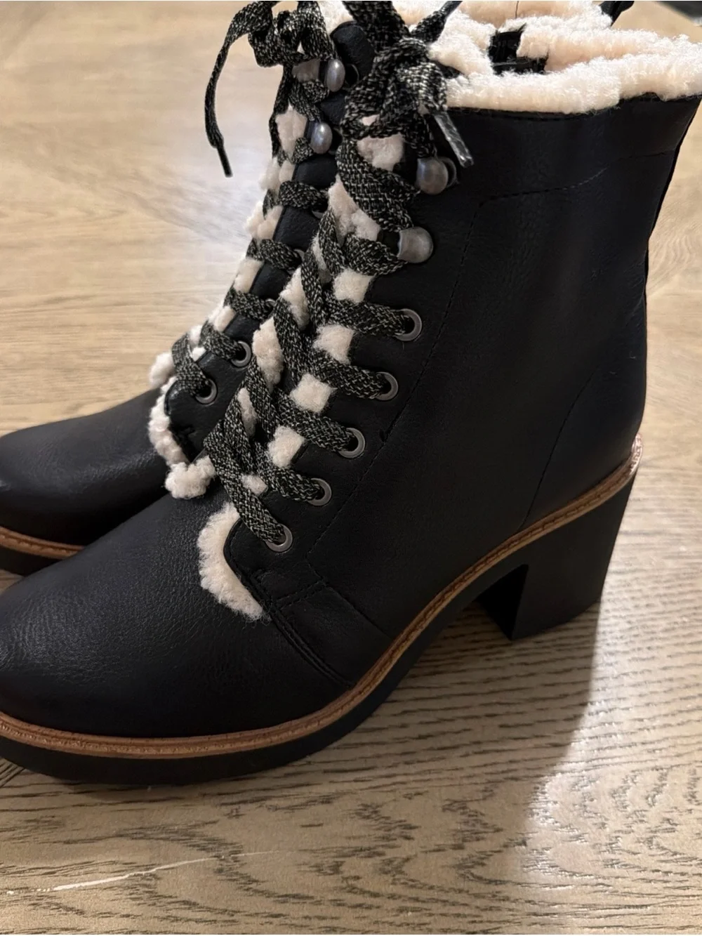 NWT LifeStride Heels LifeStride | Rhodes Cozy Boot Sherpa Lined Suede Leather 9